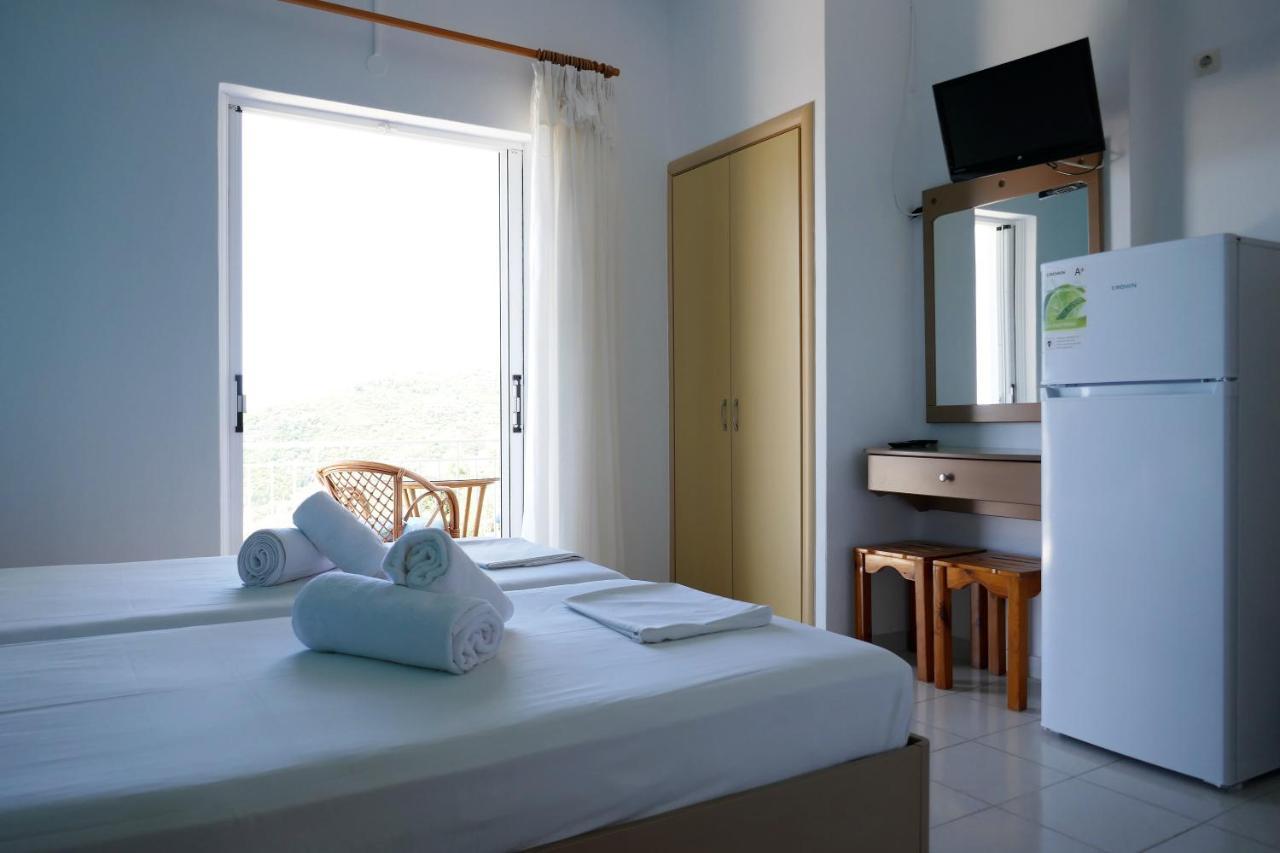 Apartment Elaia *